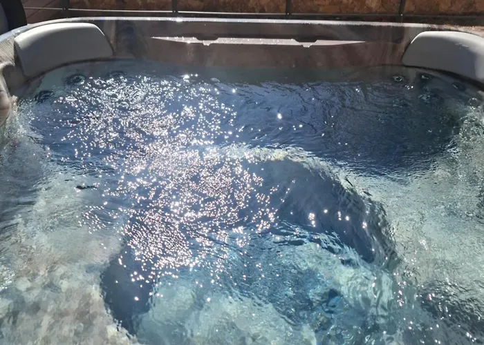 Domaine Le Chemin Des Oliviers Jusqu'a 12 Personnes Piscine Et Ou Jacuzzi Villa