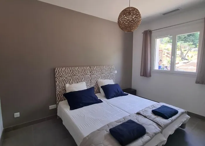 Villa Domaine Le Chemin Des Oliviers Jusqu'a 12 Personnes Piscine Et Ou Jacuzzi Ocana
